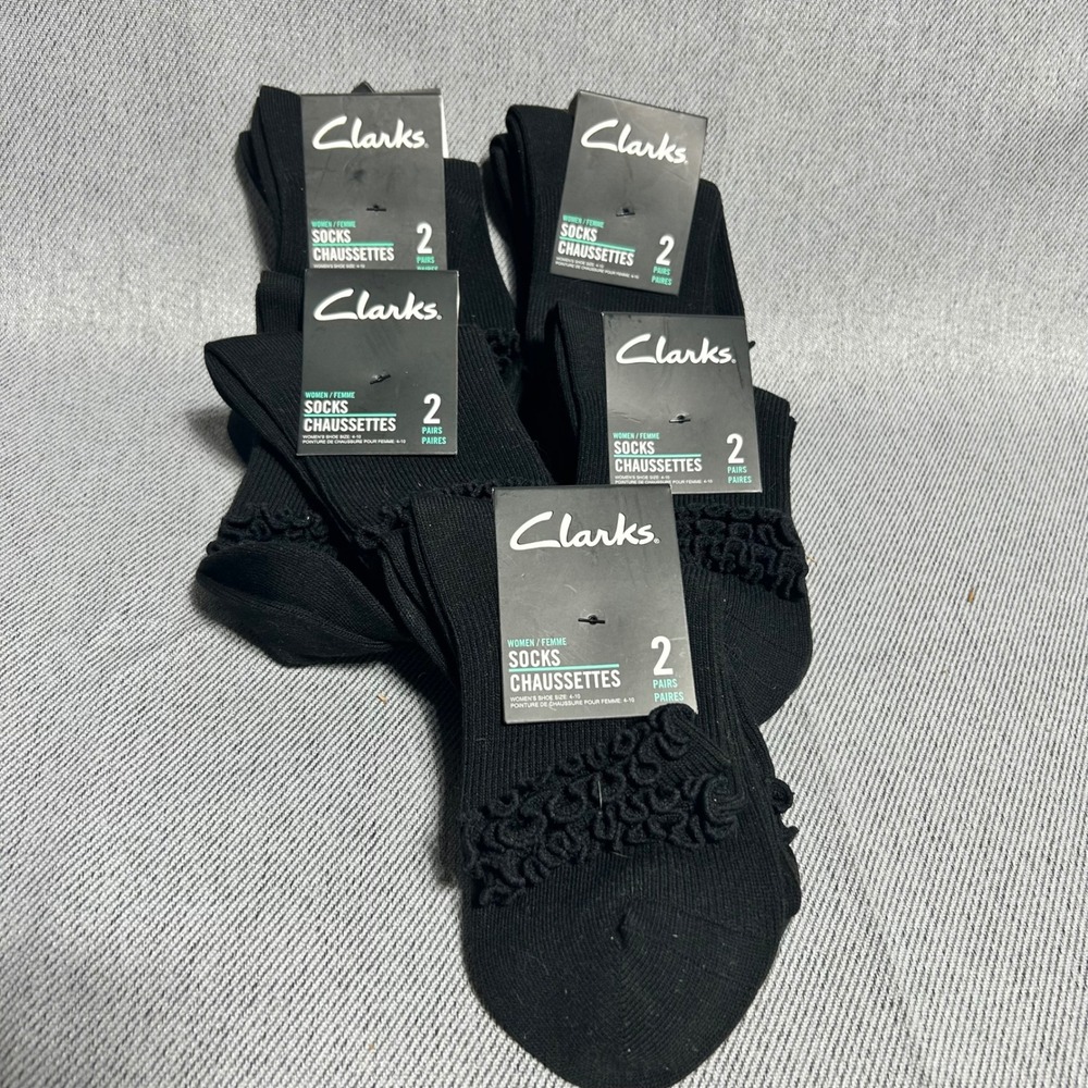 Clarks Women Ruffle Ankle Socks 10 Pairs Size 4-10 Black Knit Lettuce Trim New
